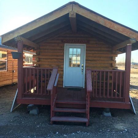 Alaska Log Cabins On The Pond Clear Creek Park ภายนอก รูปภาพ