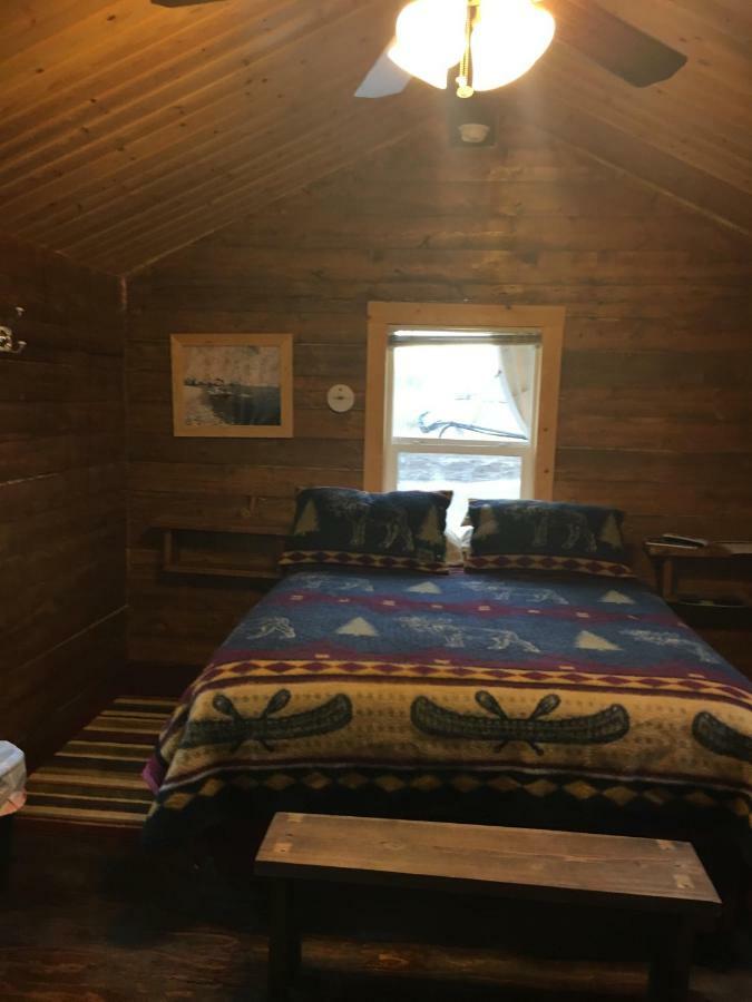 Alaska Log Cabins On The Pond Clear Creek Park ภายนอก รูปภาพ